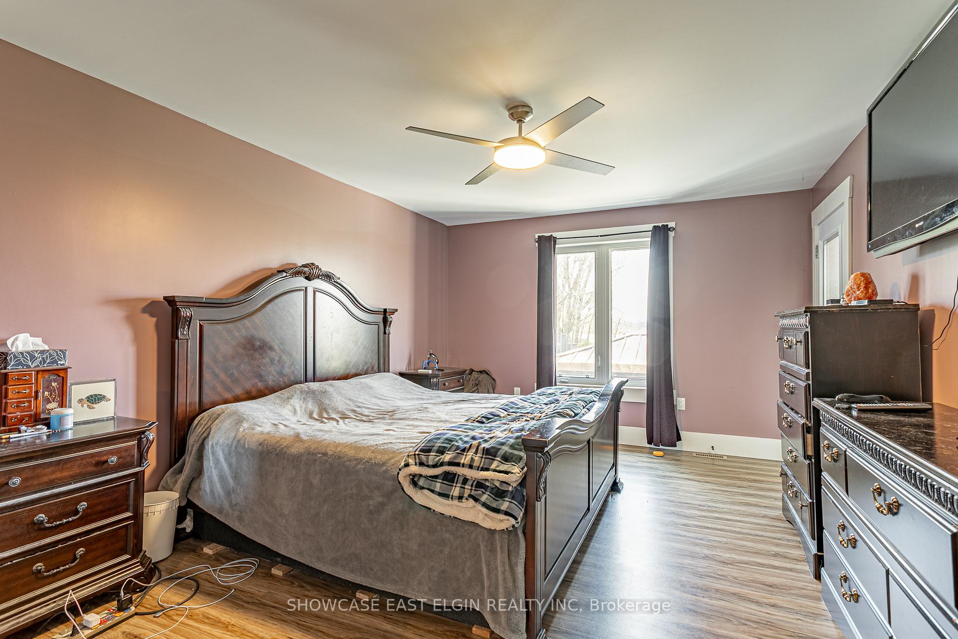 Photo 12 of 8433 Imperial Road, Malahide, Rural Malahide — HOMEH