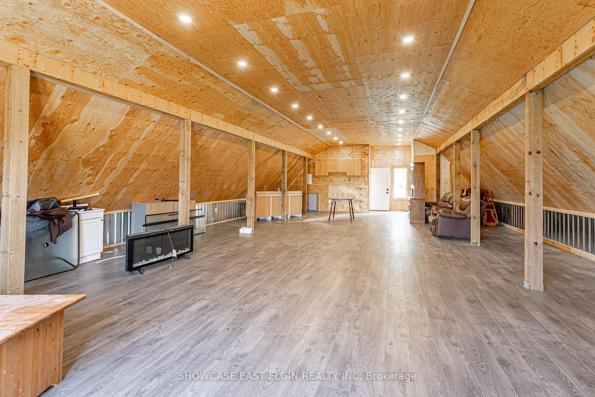 Photo 27 of 8433 Imperial Road, Malahide, Rural Malahide — HOMEH