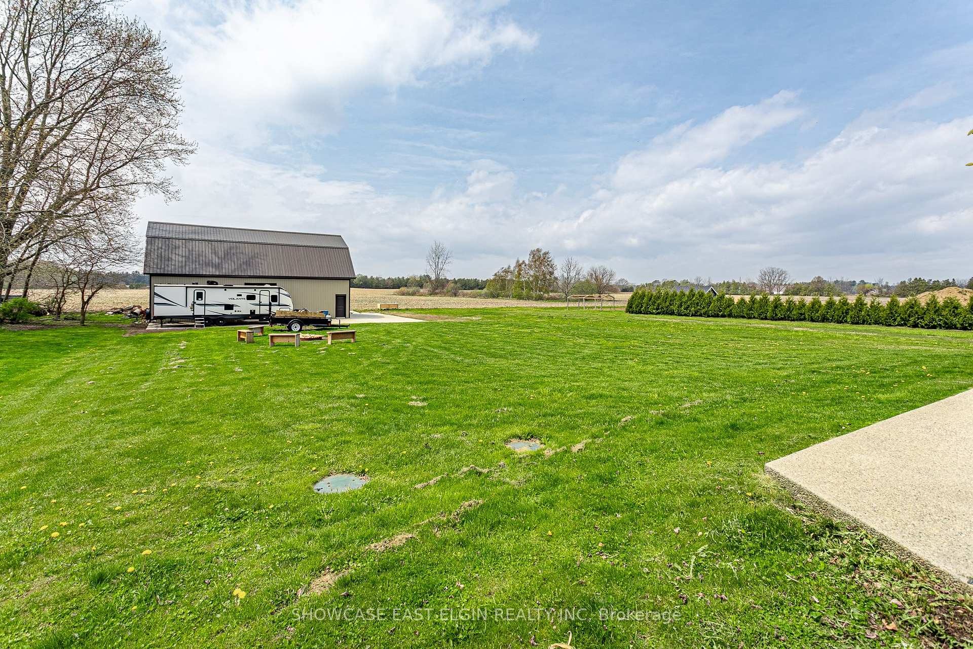 Photo 33 of 8433 Imperial Road, Malahide, Rural Malahide — HOMEH