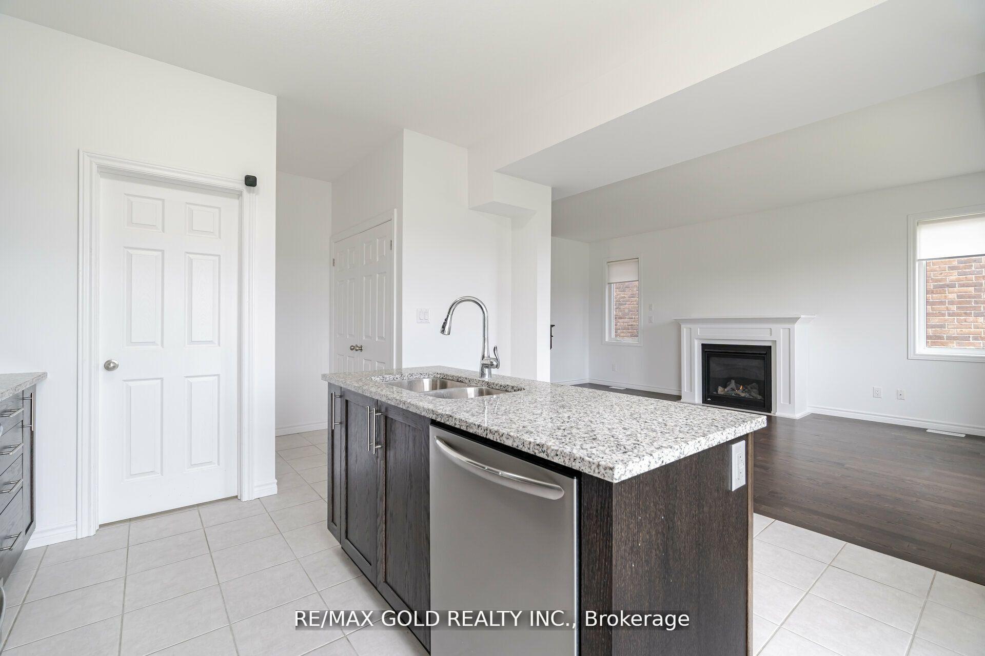Photo 13 of 46 Beauchamp Drive, Cambridge — HOMEH