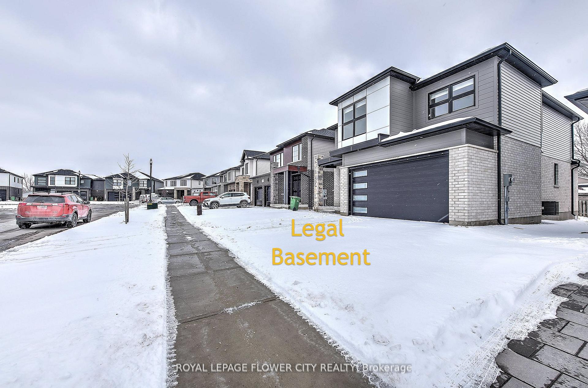 Photo 3 of 18 Welch Court, St. Thomas — HOMEH