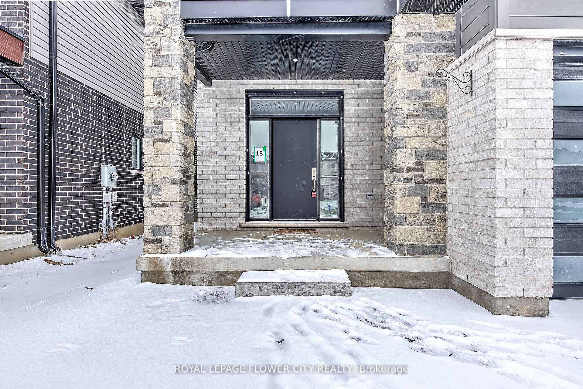 Photo 5 of 18 Welch Court, St. Thomas — HOMEH