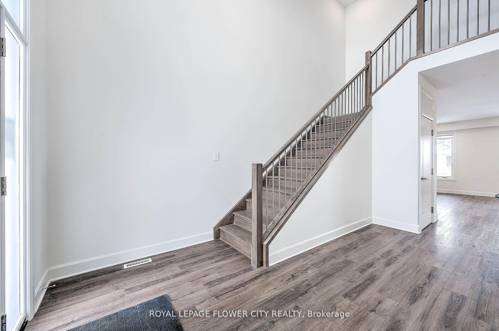 Photo 7 of 18 Welch Court, St. Thomas — HOMEH