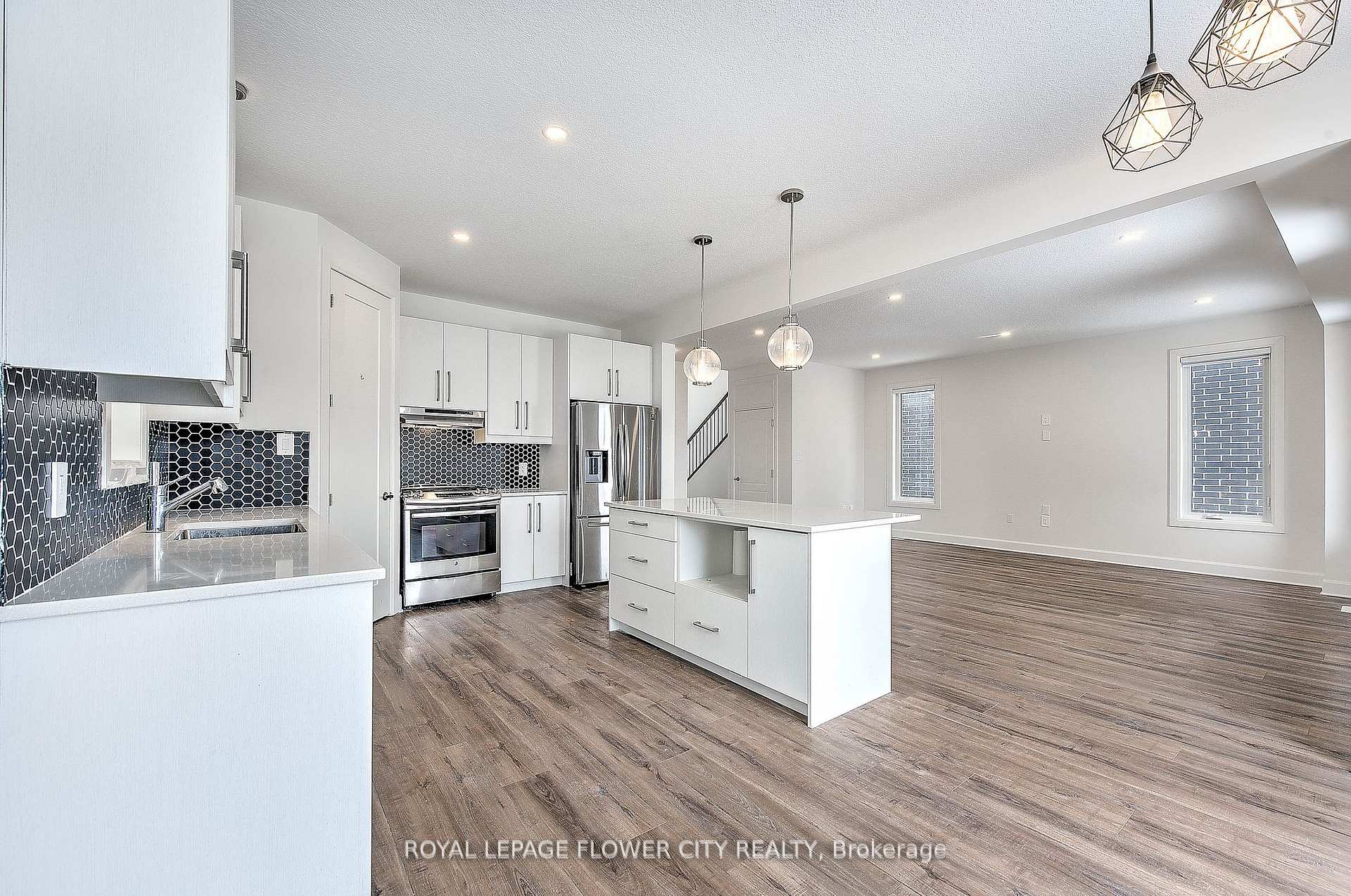 Photo 15 of 18 Welch Court, St. Thomas — HOMEH