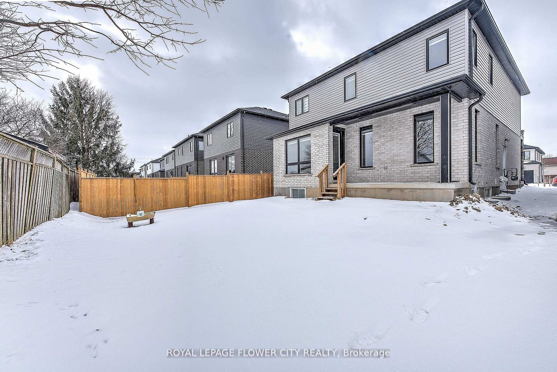 Photo 46 of 18 Welch Court, St. Thomas — HOMEH
