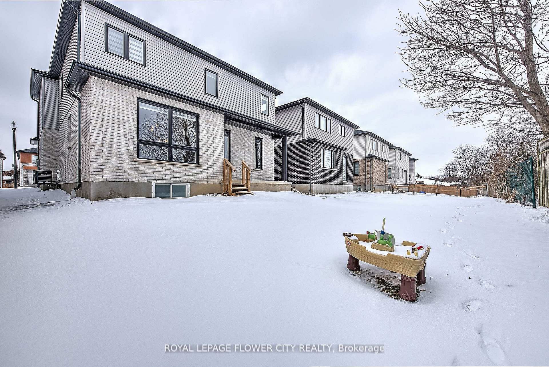Photo 47 of 18 Welch Court, St. Thomas — HOMEH