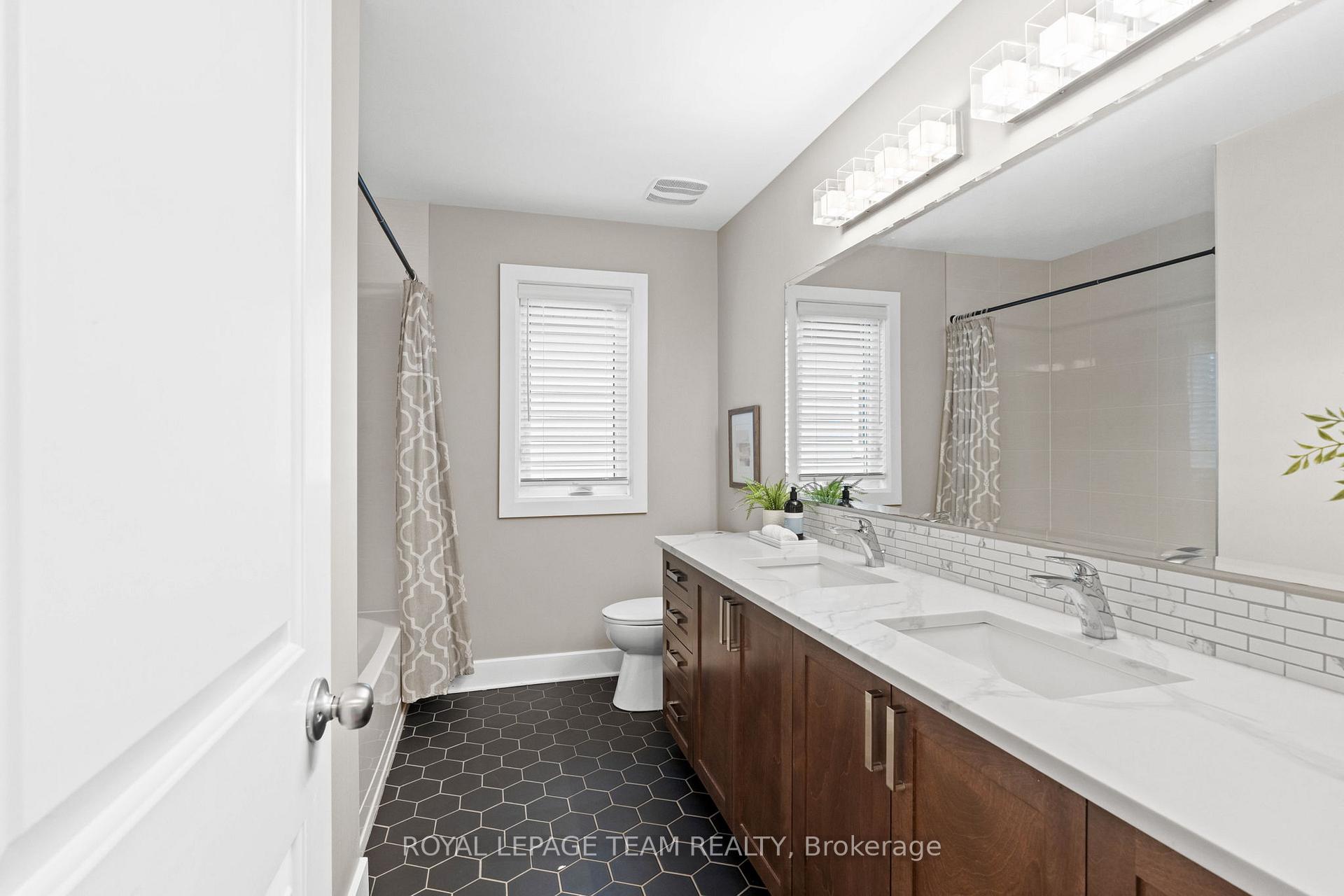 Photo 38 of 24 Knockaderry Crescent, Ottawa, Barrhaven - Half Moon Bay — HOMEH