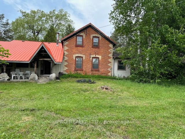 Photo 1 of 736074 West Back Line, Chatsworth — HOMEH