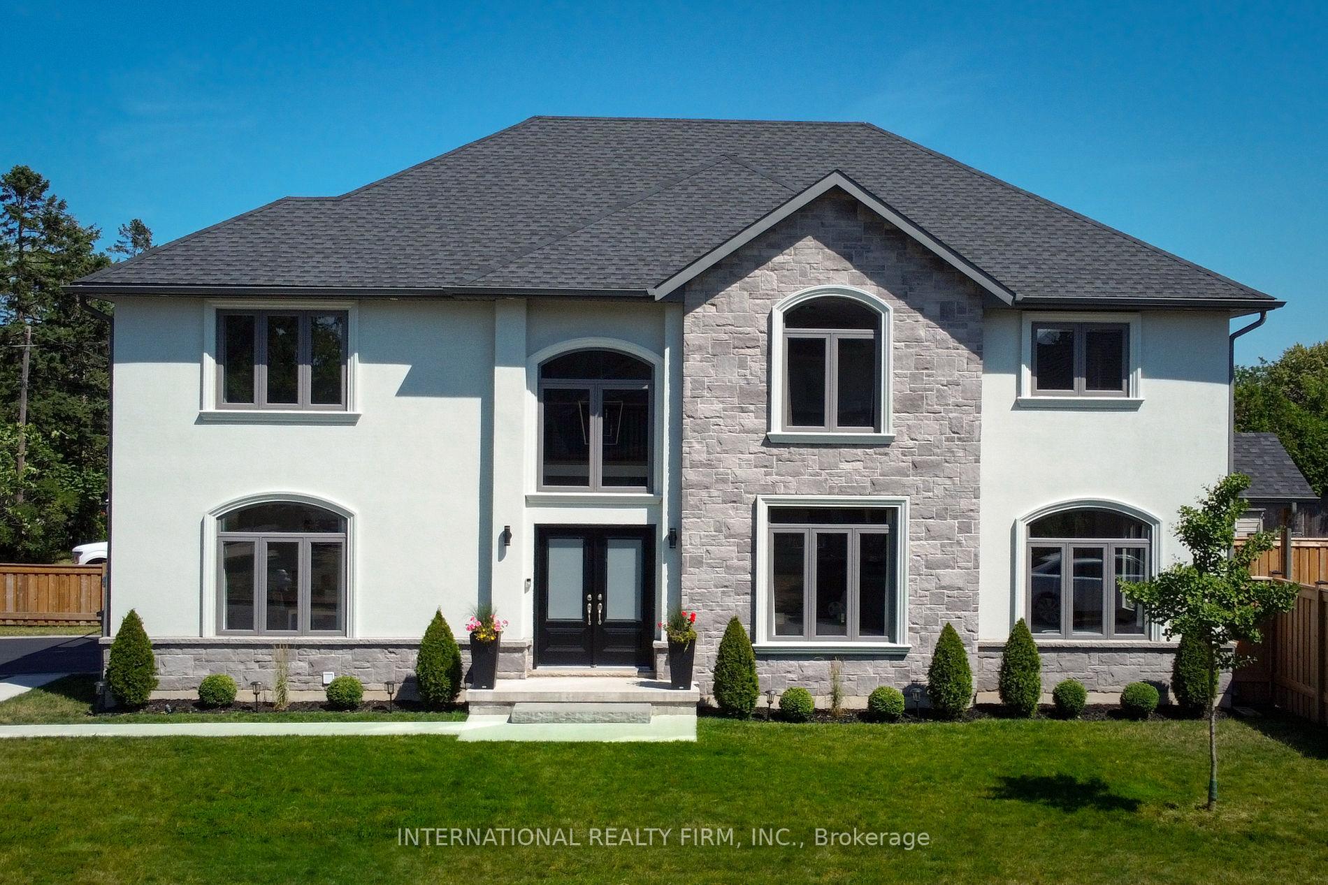 Front of 14 Lakeview Drive