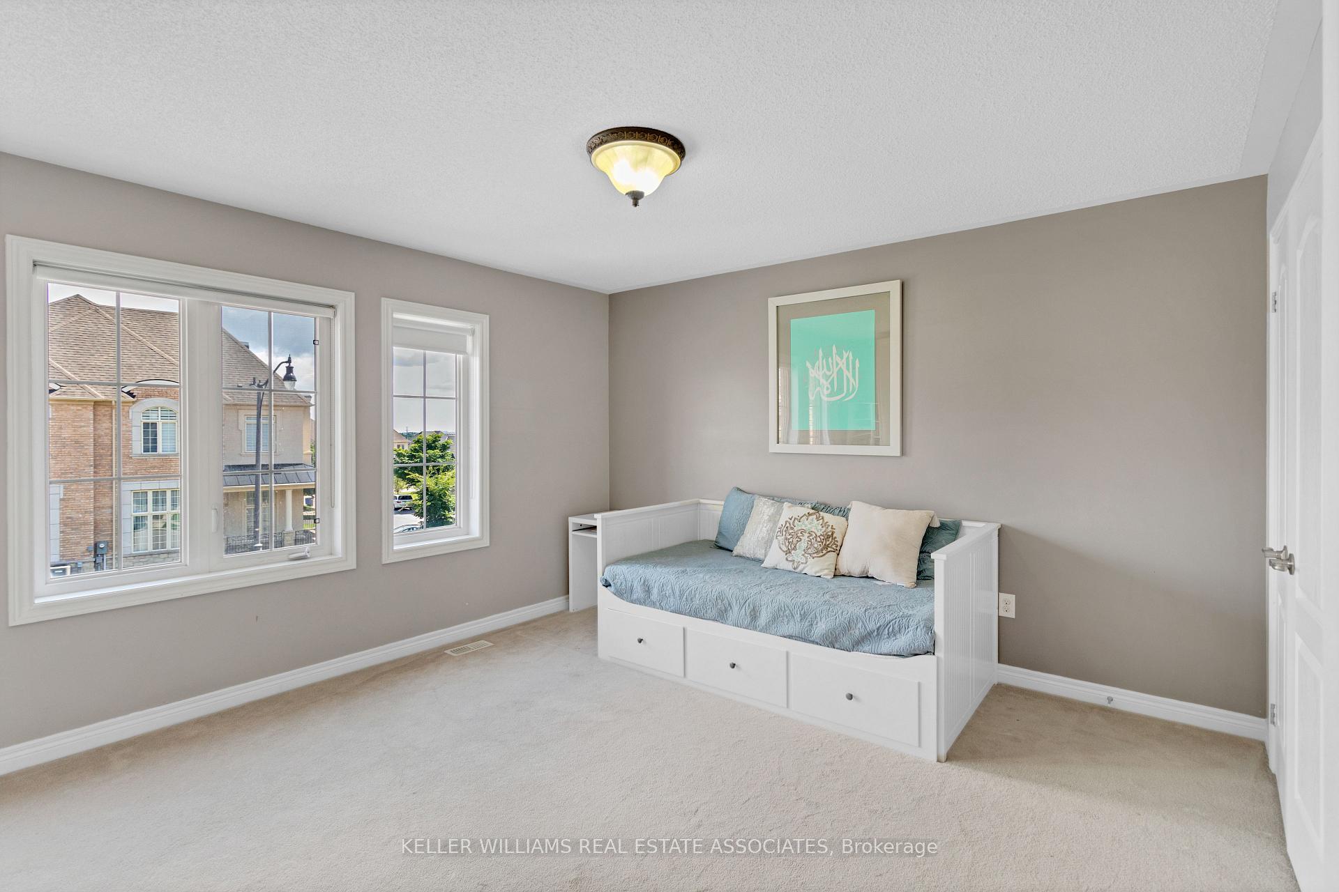 Photo 20 of 51 Black Diamond Crescent, Brampton, Credit Valley — HOMEH