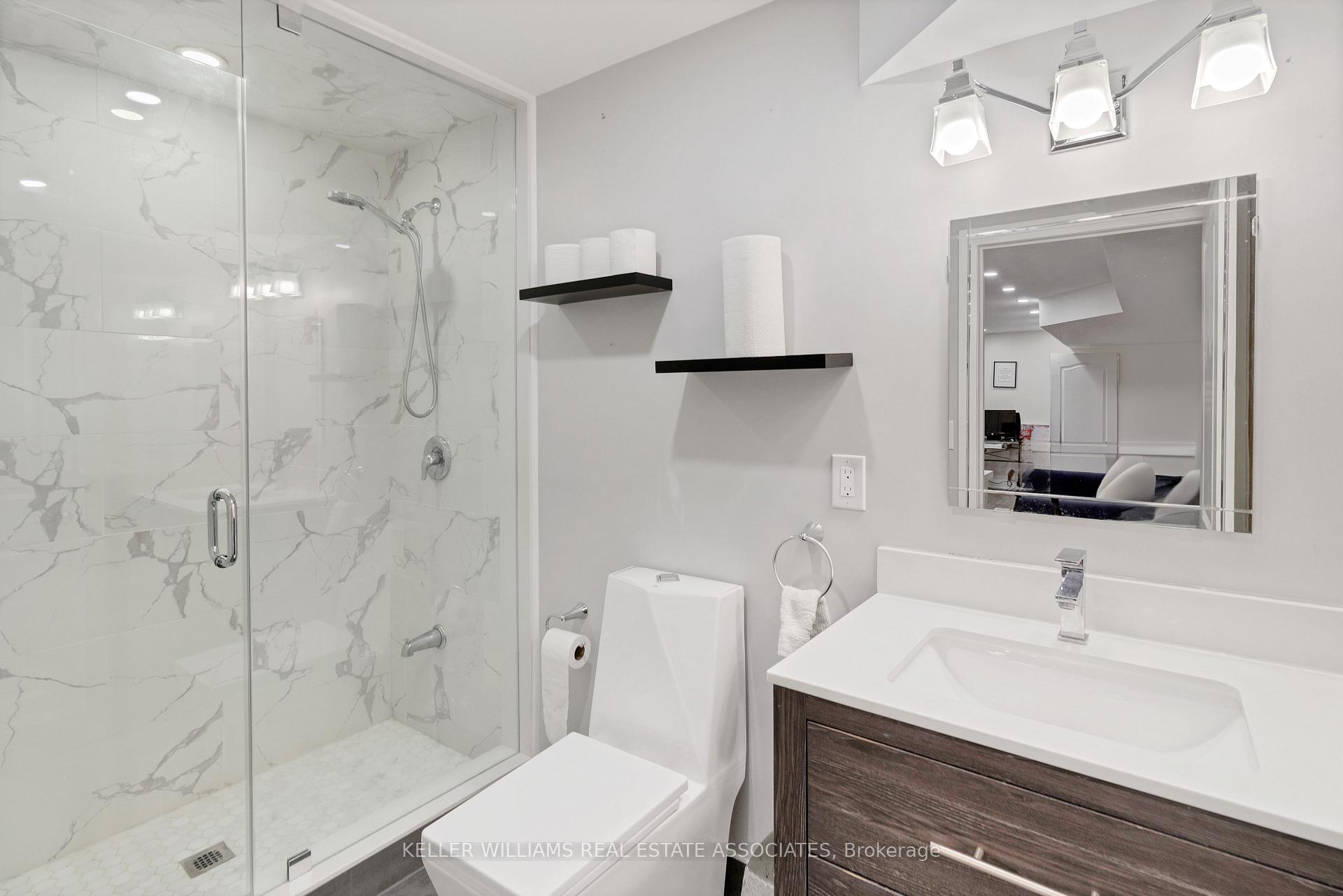Photo 17 of 51 Black Diamond Crescent, Brampton, Credit Valley — HOMEH