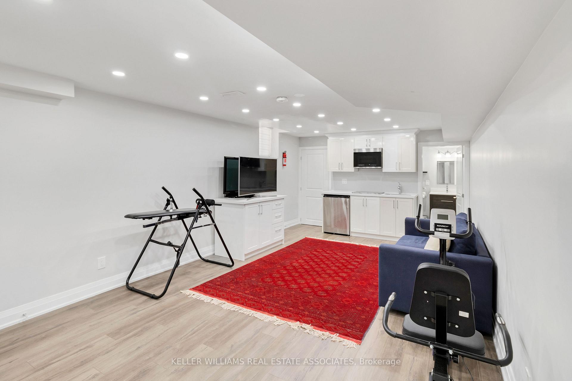 Photo 24 of 51 Black Diamond Crescent, Brampton, Credit Valley — HOMEH