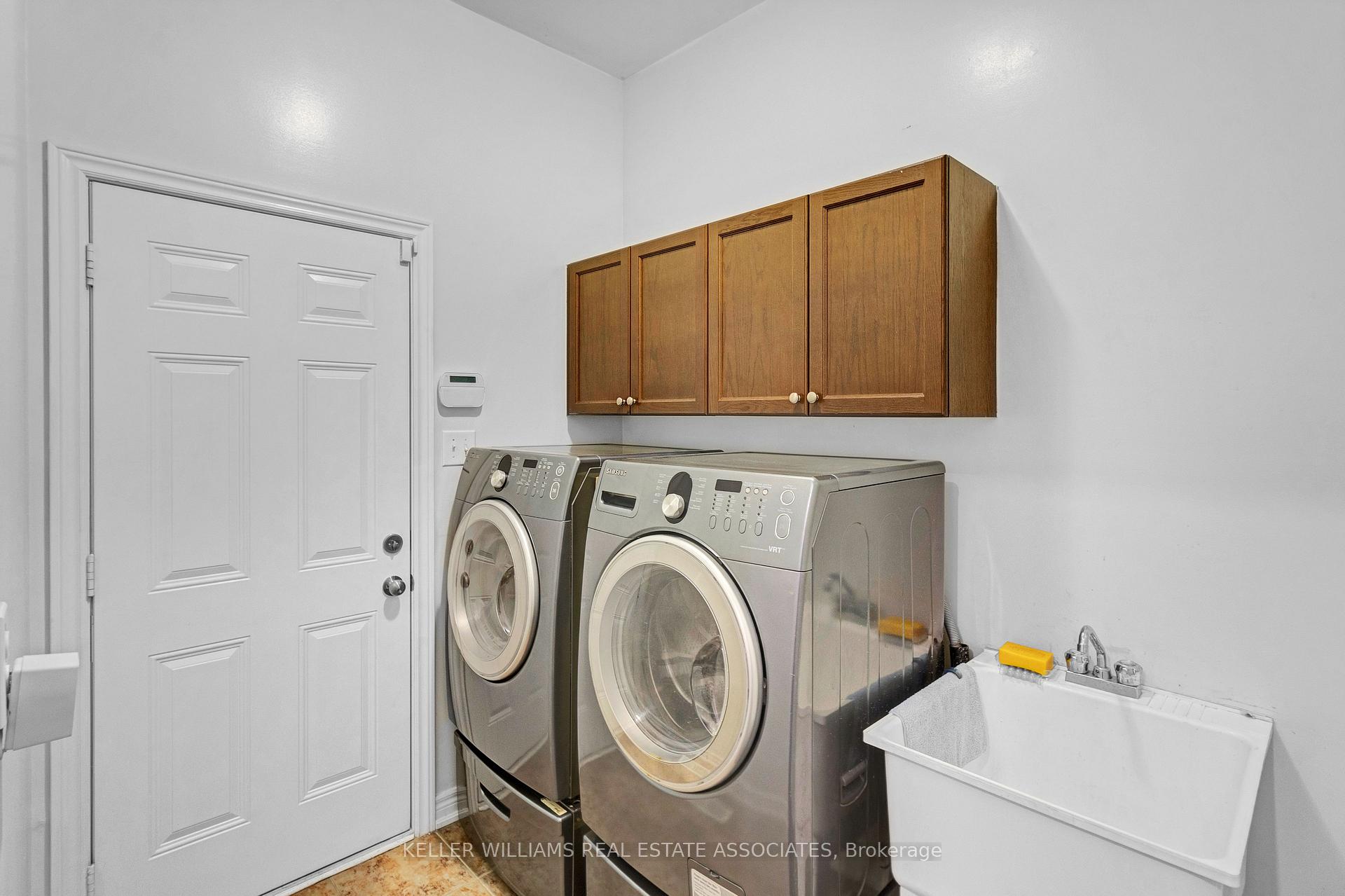 Photo 27 of 51 Black Diamond Crescent, Brampton, Credit Valley — HOMEH
