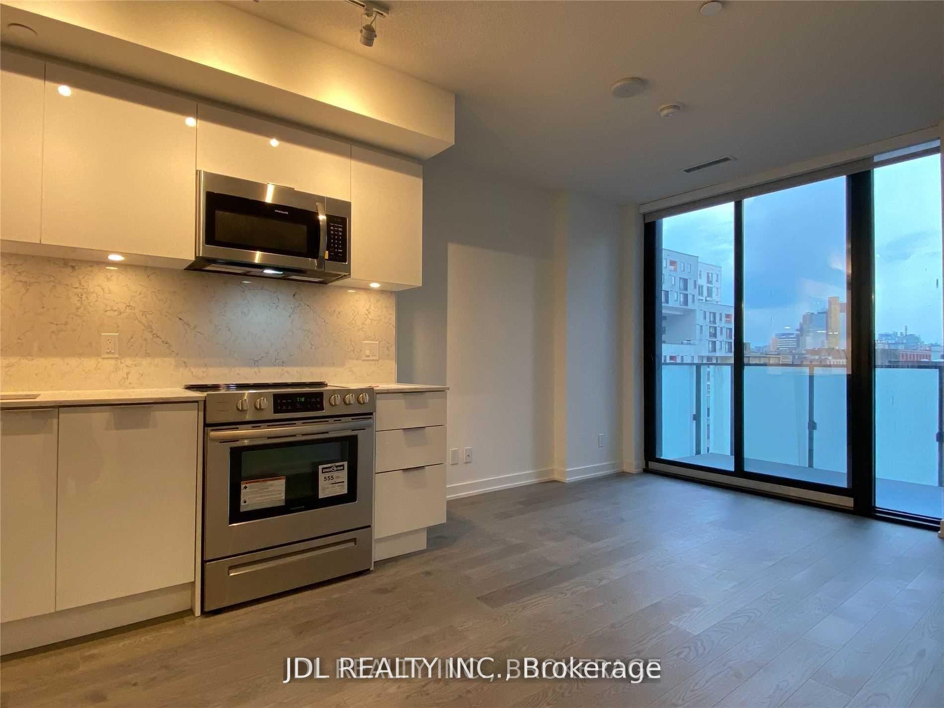 Photo 3 of Unit 403, 25 Richmond Street E, Toronto, Church-Yonge Corridor — HOMEH