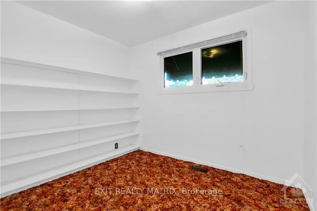 Photo 7 of 26 Wallford Way, Ottawa, City View/Skyline/Fisher Heights/Parkwood Hills — HOMEH