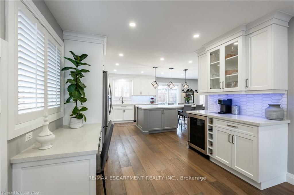 Photo 7 of 221 Homebrook Drive, Hamilton, Rural Glanbrook — HOMEH