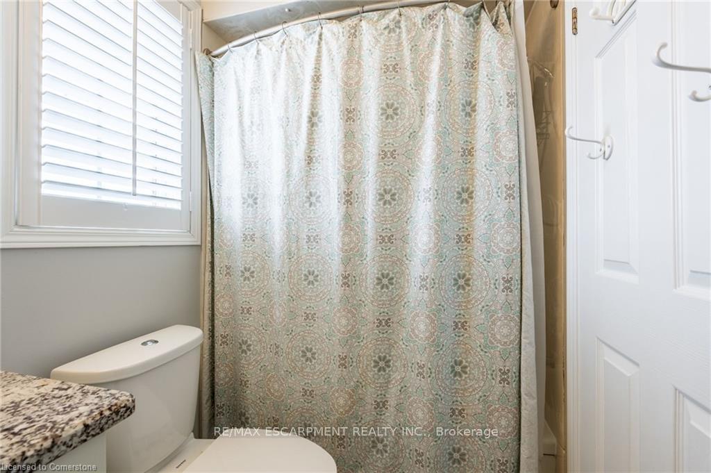 Photo 27 of 221 Homebrook Drive, Hamilton, Rural Glanbrook — HOMEH