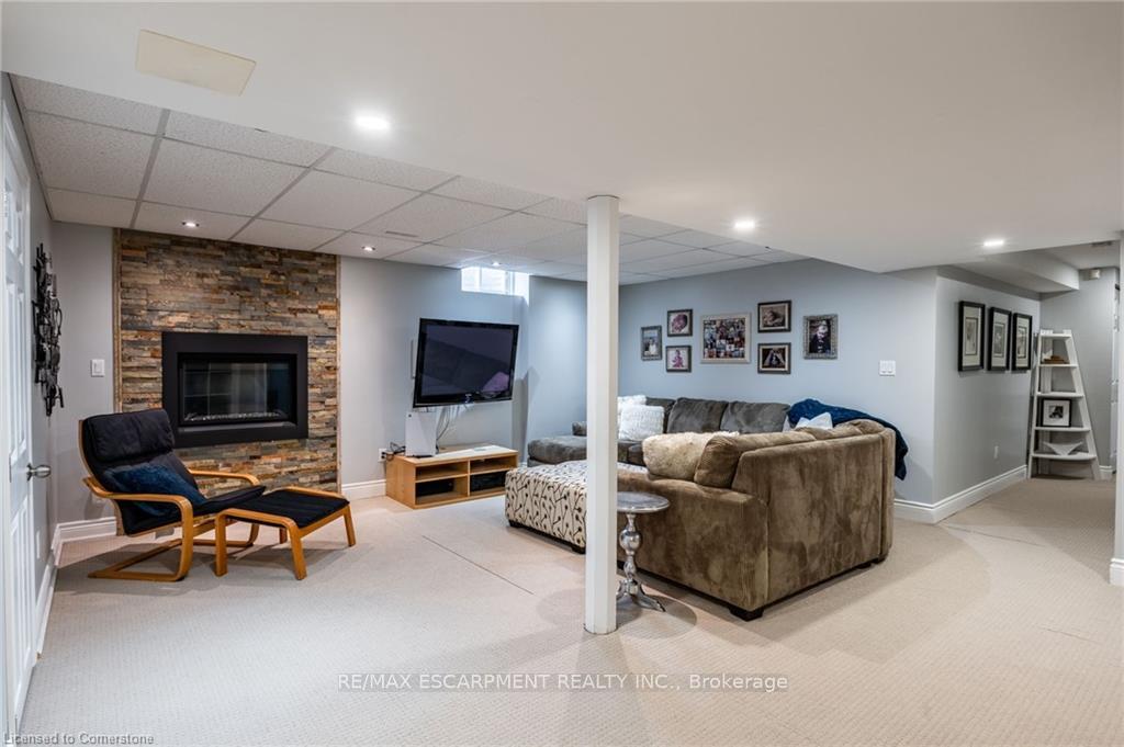 Photo 33 of 221 Homebrook Drive, Hamilton, Rural Glanbrook — HOMEH