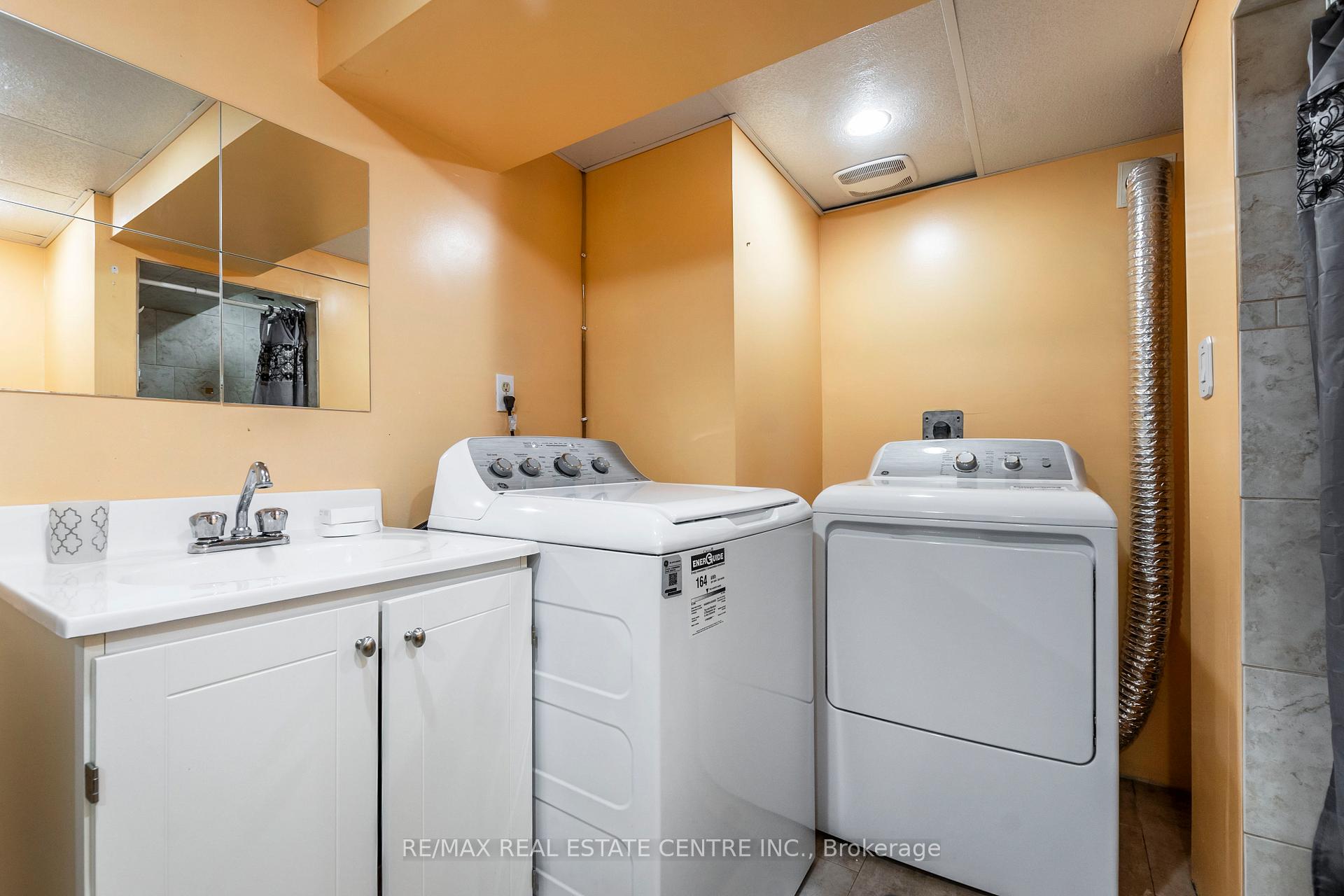 Photo 31 of 46 Kenmore Road, Hamilton, Westdale — HOMEH
