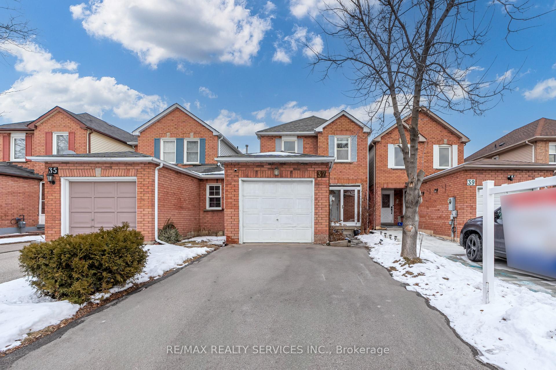 Front of 37 Solway Avenue