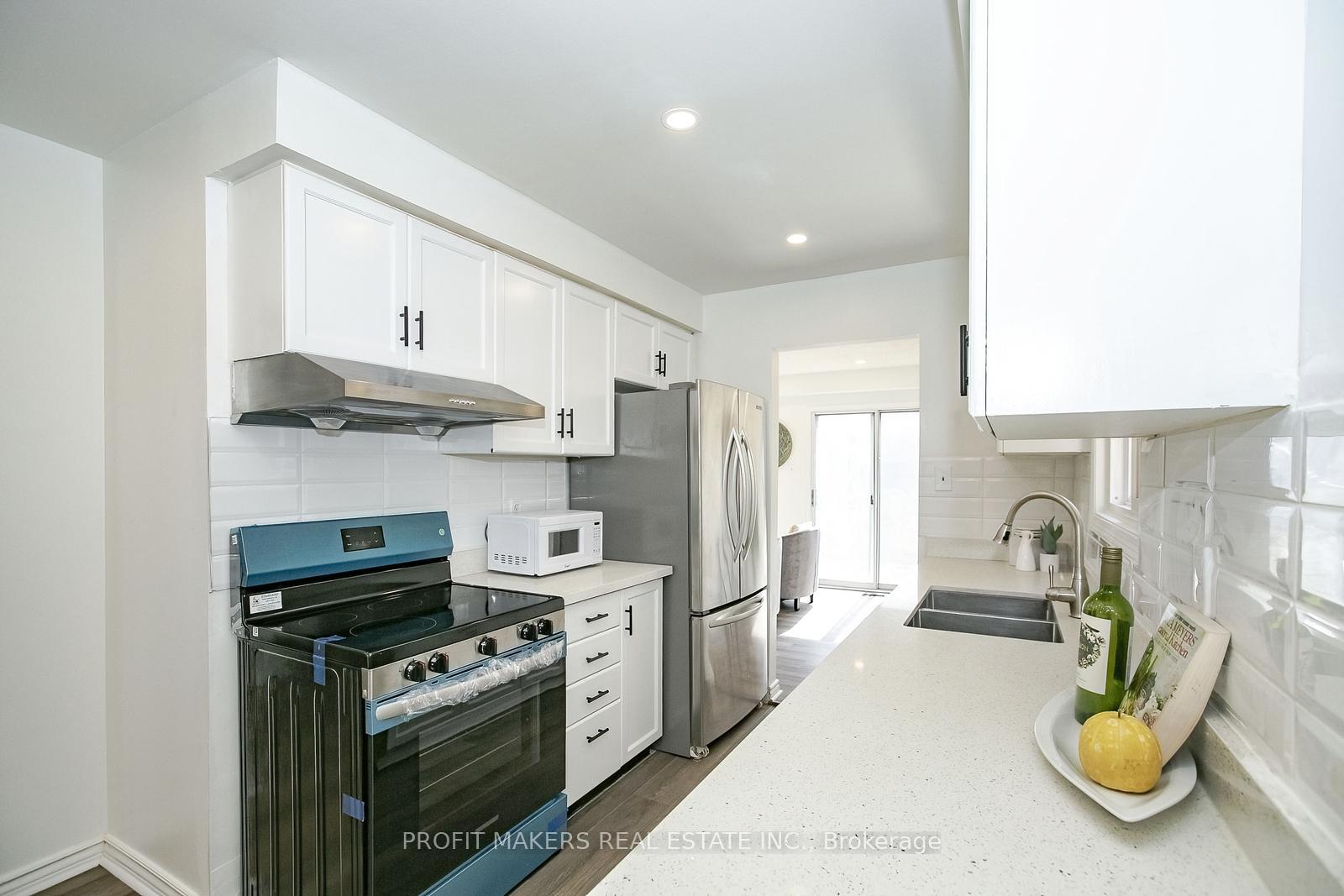 Photo 17 of 180 Timberlane Drive, Brampton, Fletcher's Creek South — HOMEH