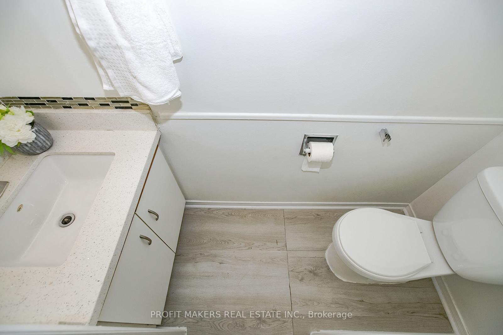 Photo 15 of 180 Timberlane Drive, Brampton, Fletcher's Creek South — HOMEH