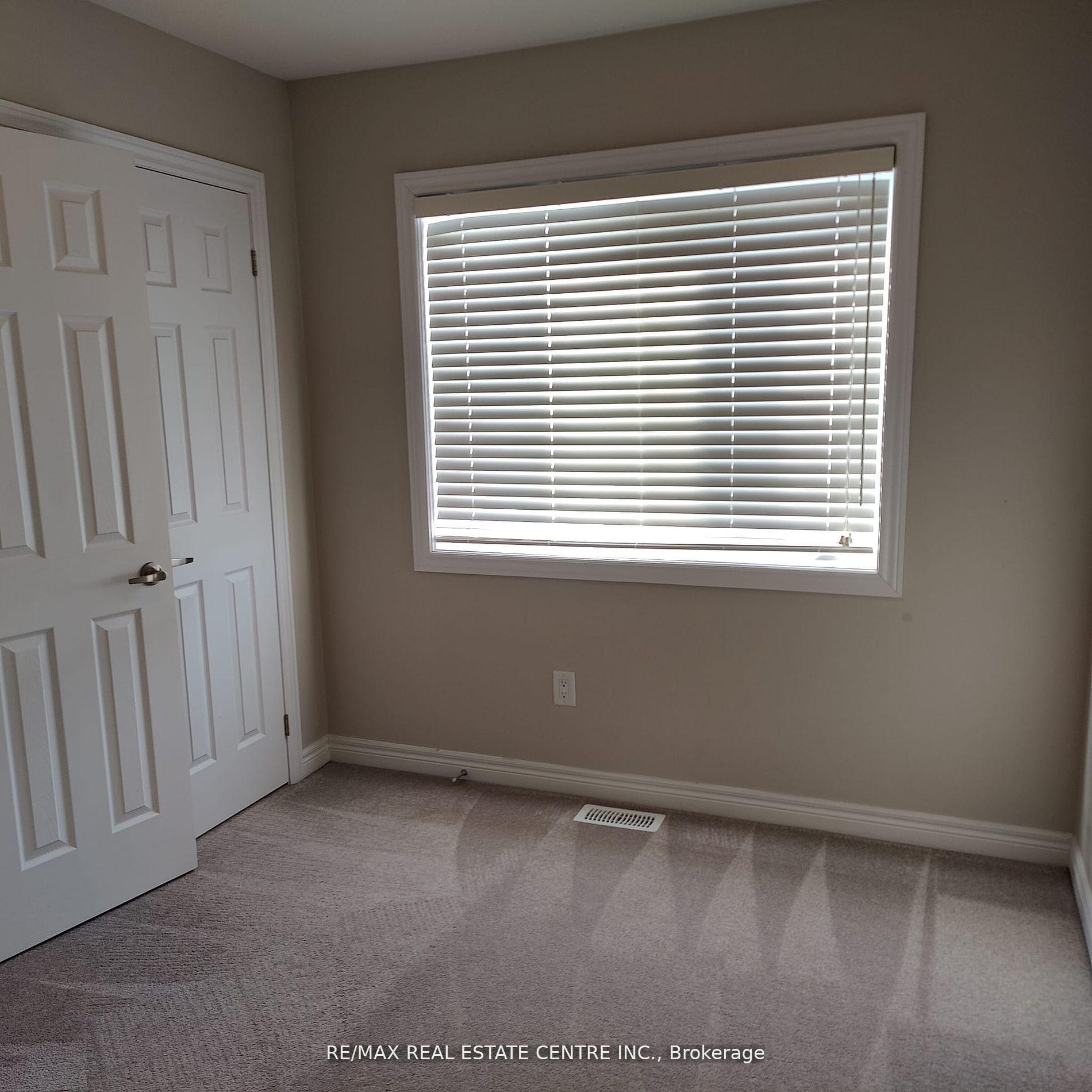 Photo 13 of 630 Linden Drive E, Cambridge, Preston Heights — HOMEH