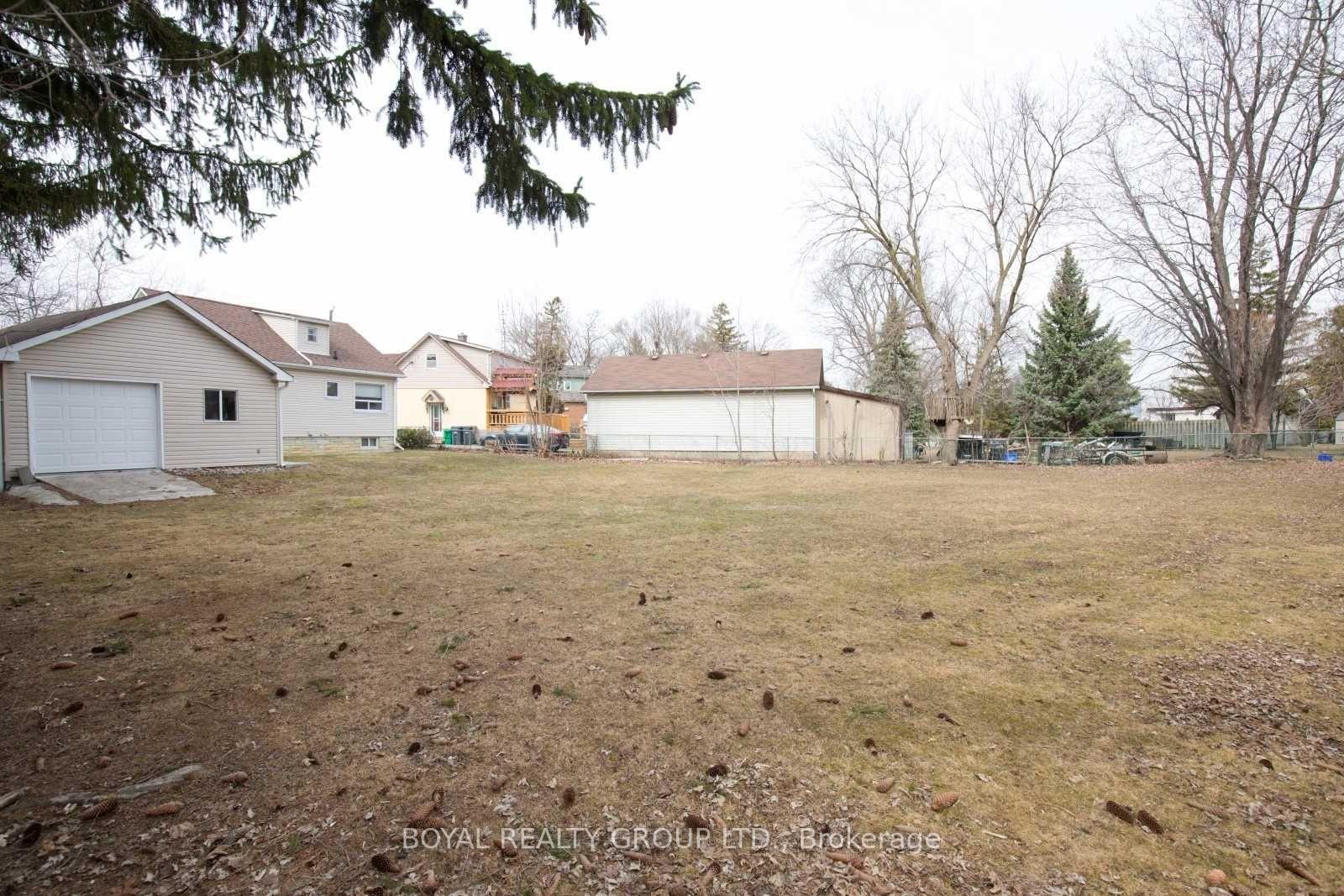 Photo 5 of 7 Rogers Road, Brampton, Brampton West — HOMEH