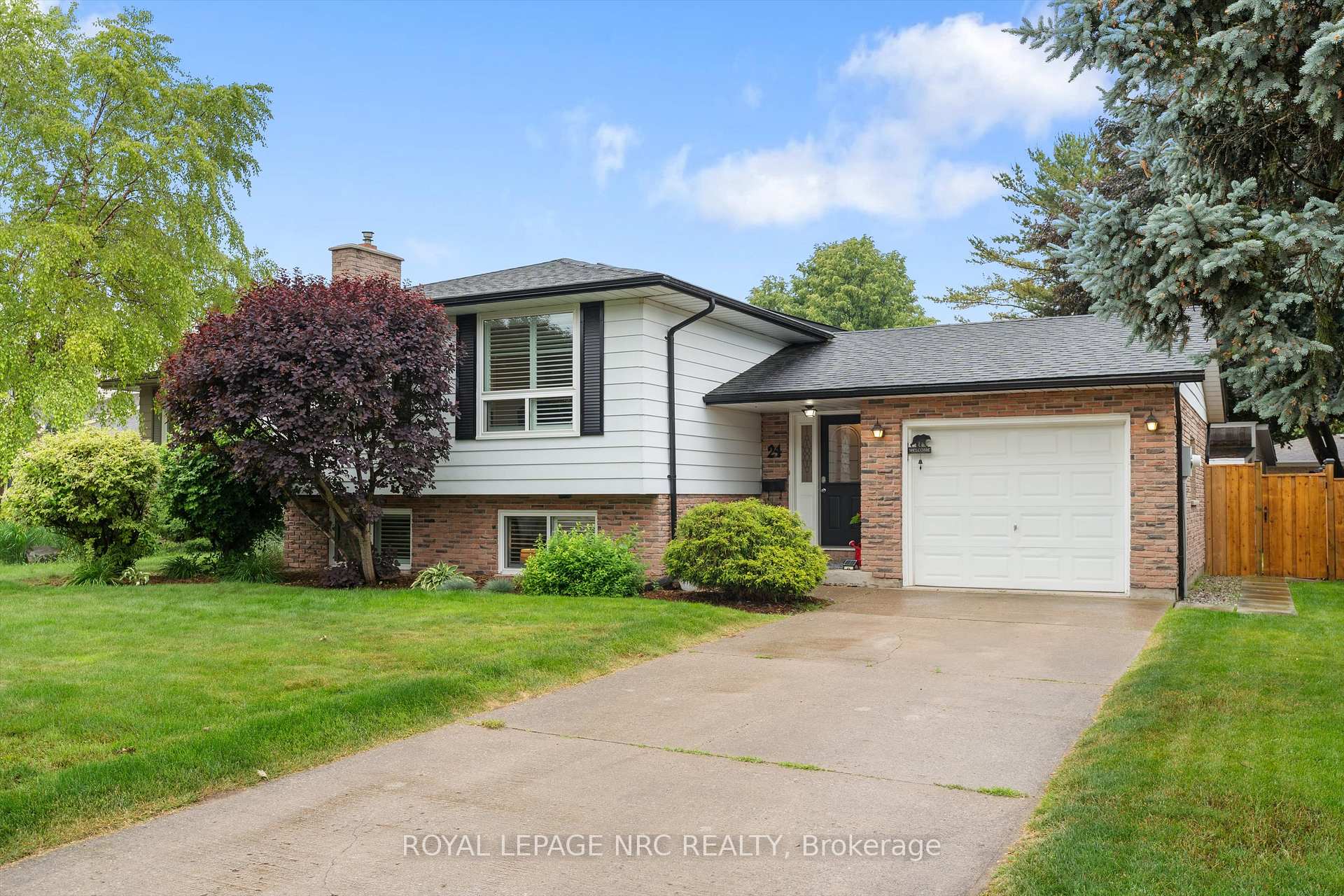 Photo 3 of 24 Old Mill Road, St. Catharines, Port Dalhousie — HOMEH
