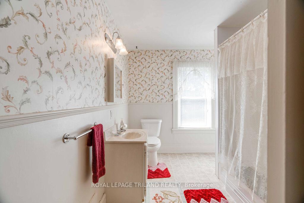 Photo 18 of 29566 Celtic Line, Dutton/Dunwich, Rural Dutton/Dunwich — HOMEH