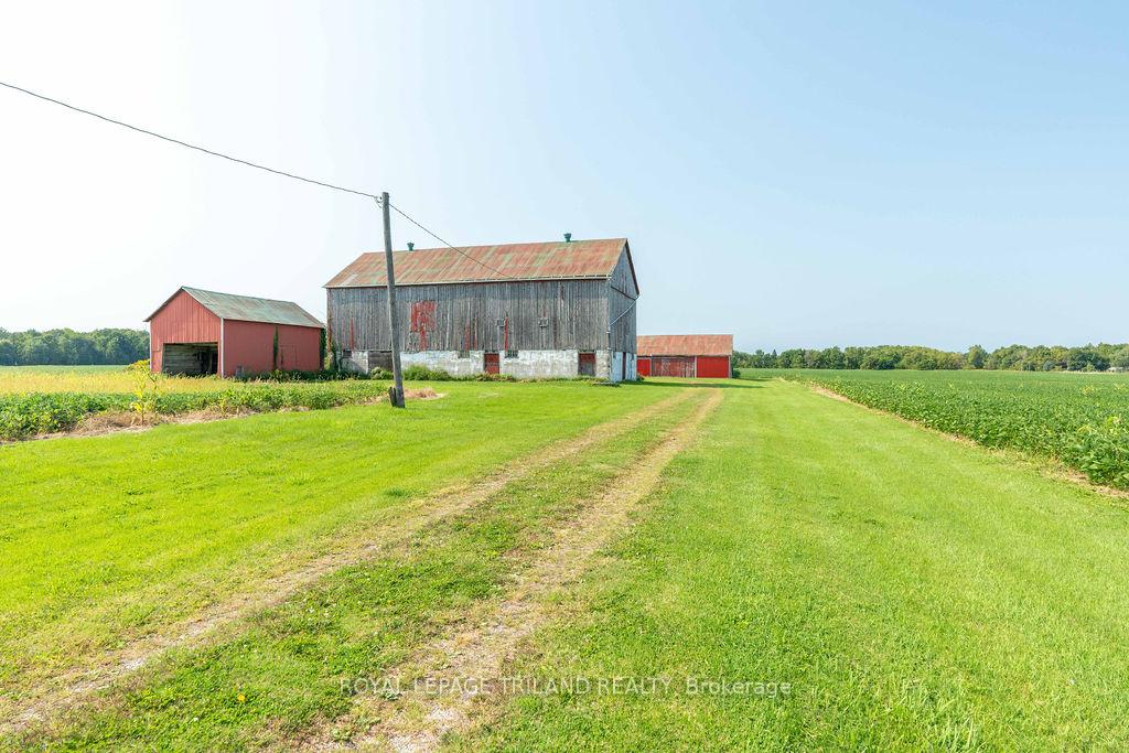 Photo 26 of 29566 Celtic Line, Dutton/Dunwich, Rural Dutton/Dunwich — HOMEH