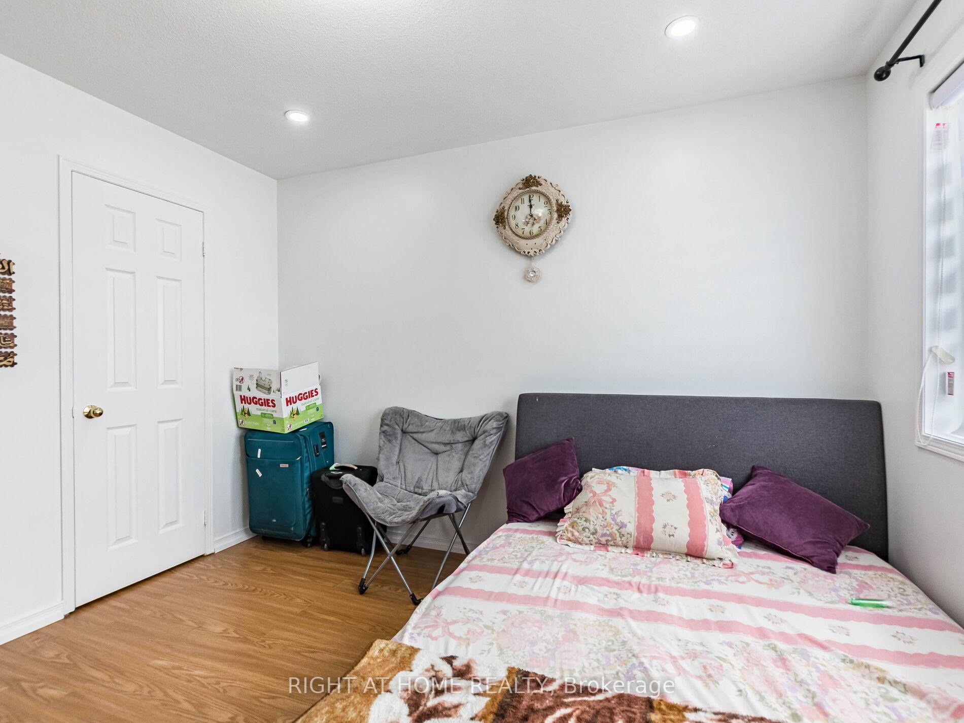 Photo 42 of 2 Flurry Circle, Brampton, Credit Valley — HOMEH