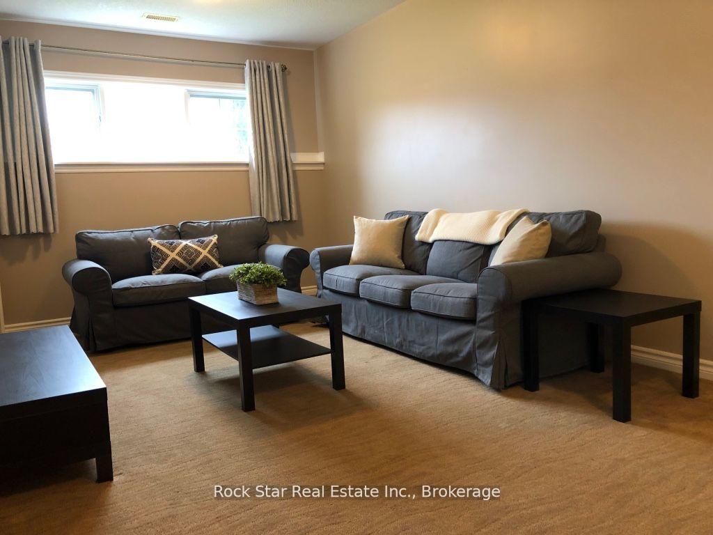 Photo 7 of 12 Follwell Crescent, Belleville, Belleville Ward — HOMEH