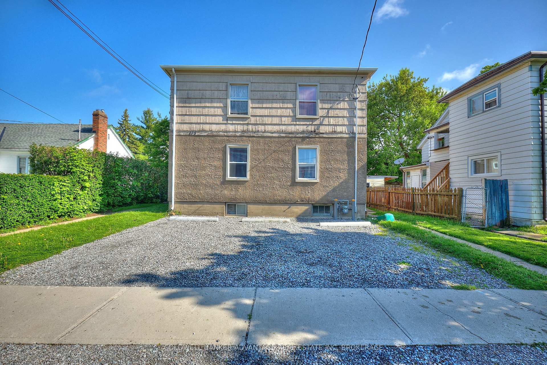 Photo 2 of 175 Pleasant Avenue E, St. Catharines, Downtown — HOMEH