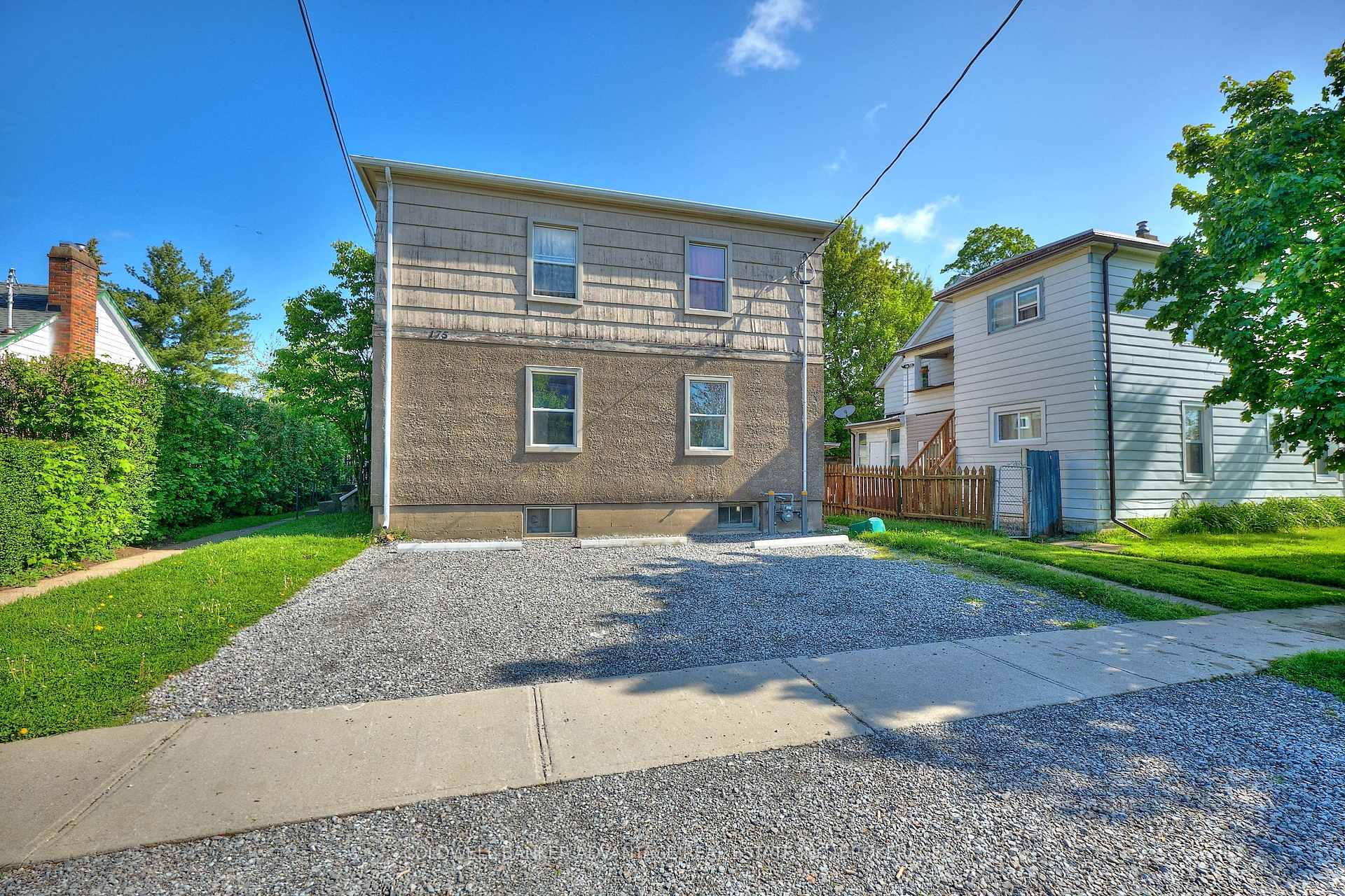 Photo 3 of 175 Pleasant Avenue E, St. Catharines, Downtown — HOMEH