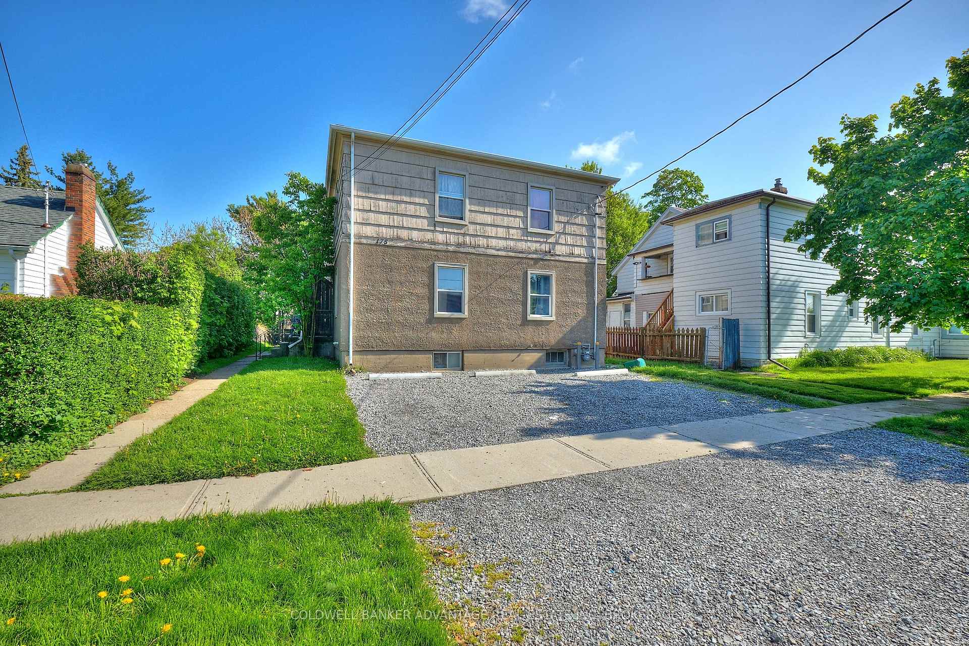 Photo 4 of 175 Pleasant Avenue E, St. Catharines, Downtown — HOMEH