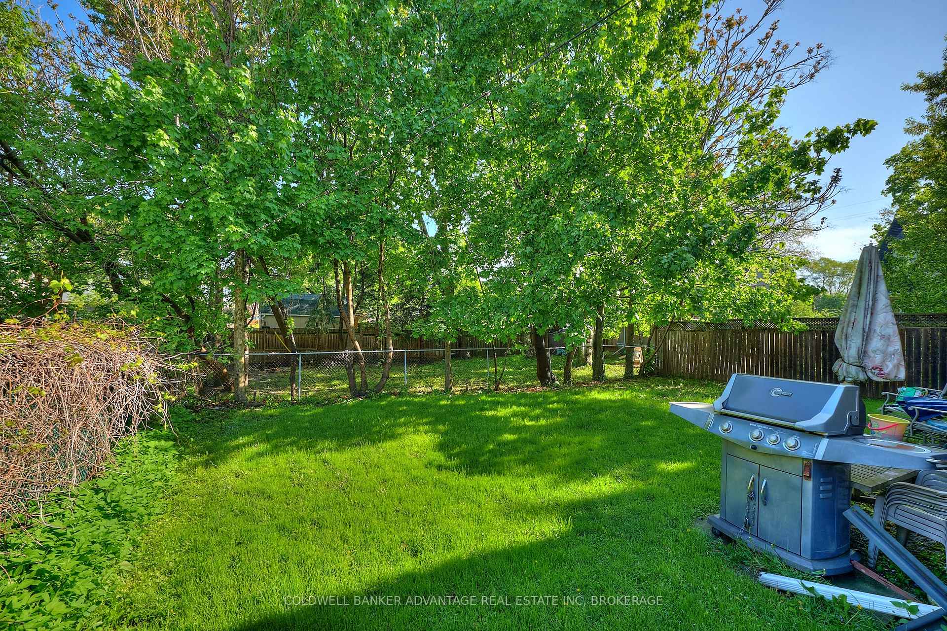 Photo 27 of 175 Pleasant Avenue E, St. Catharines, Downtown — HOMEH