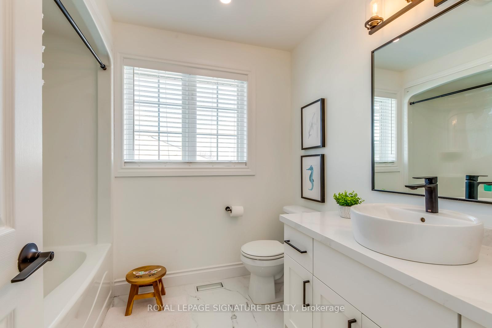 Photo 33 of 15 Pinehill Drive, Hamilton, Hannon — HOMEH