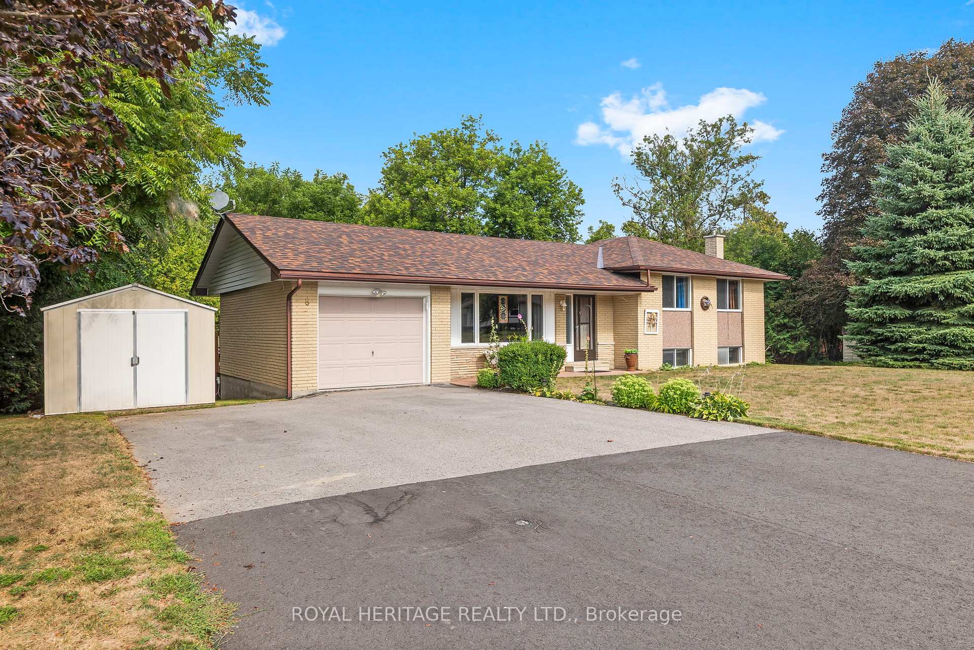 Photo 1 of 8 Lisa Court, Cavan Monaghan, Millbrook Village — HOMEH