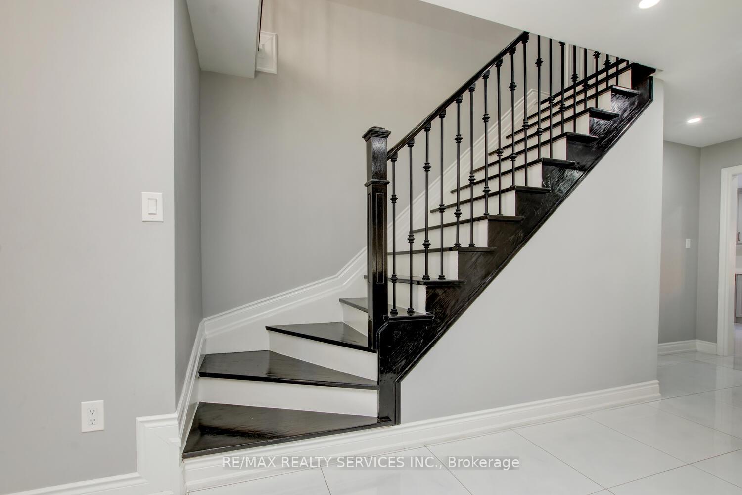 Photo 19 of 44 Lormel Gate, Brampton, Fletcher's Meadow — HOMEH