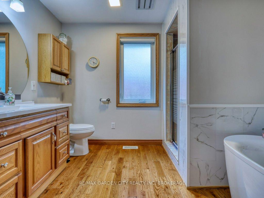 Photo 20 of 1 Sparkes Street, St. Catharines, Port Dalhousie — HOMEH