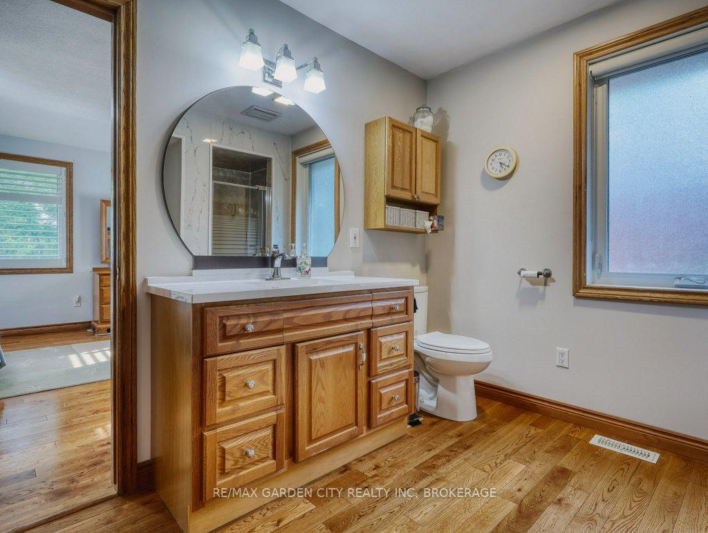 Photo 21 of 1 Sparkes Street, St. Catharines, Port Dalhousie — HOMEH