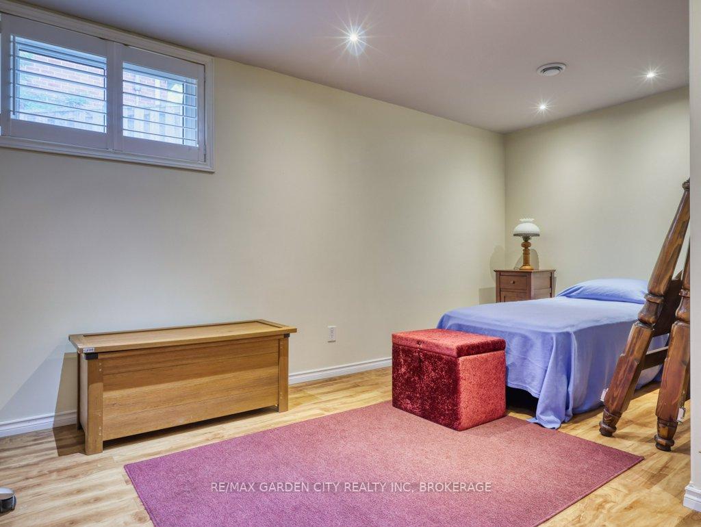 Photo 39 of 1 Sparkes Street, St. Catharines, Port Dalhousie — HOMEH