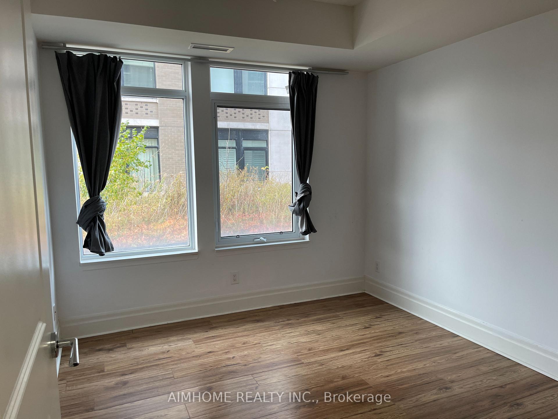Photo 5 of Unit 203, 131 Upper Duke Crescent, Markham, Unionville — HOMEH