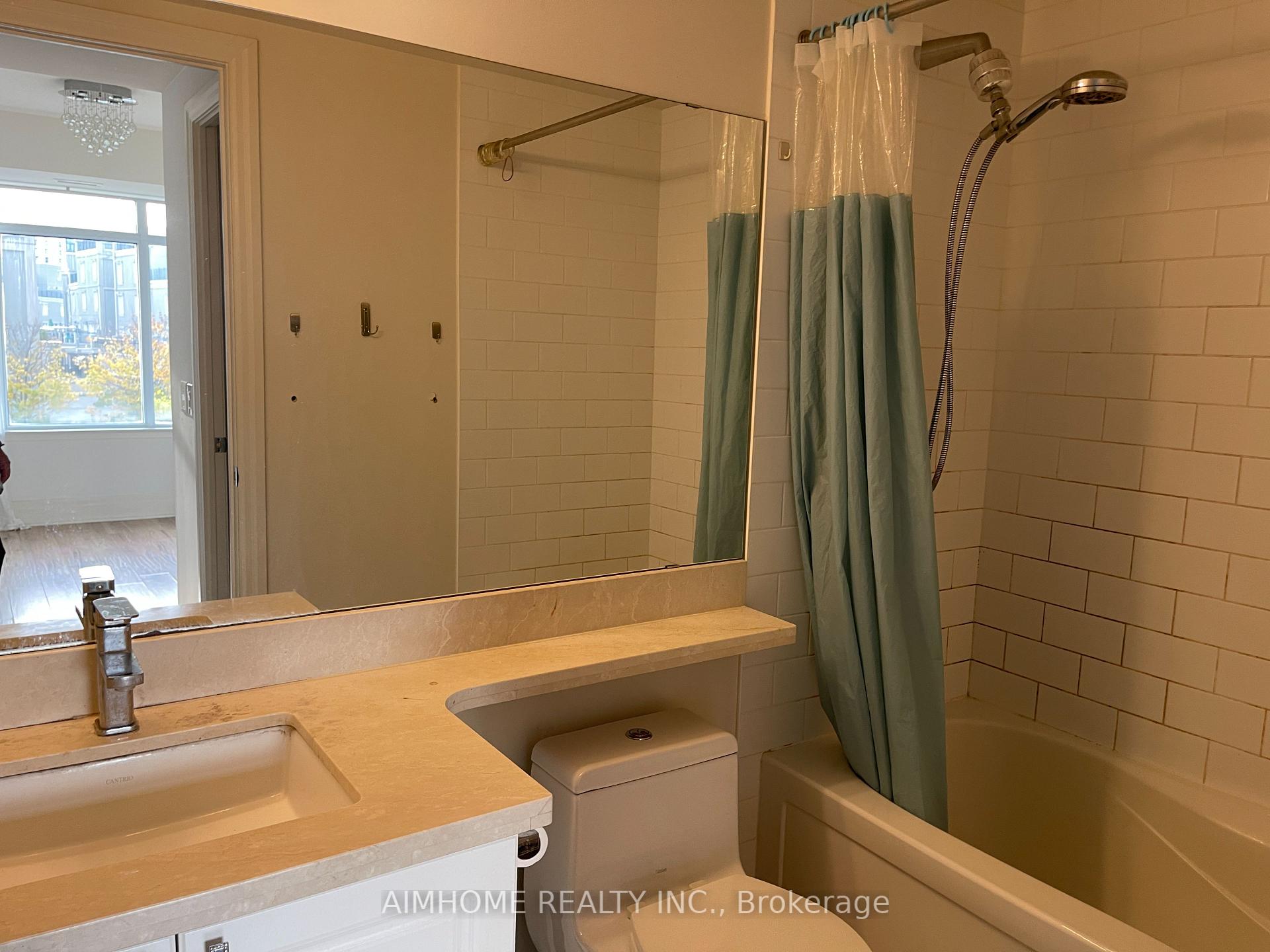 Photo 7 of Unit 203, 131 Upper Duke Crescent, Markham, Unionville — HOMEH