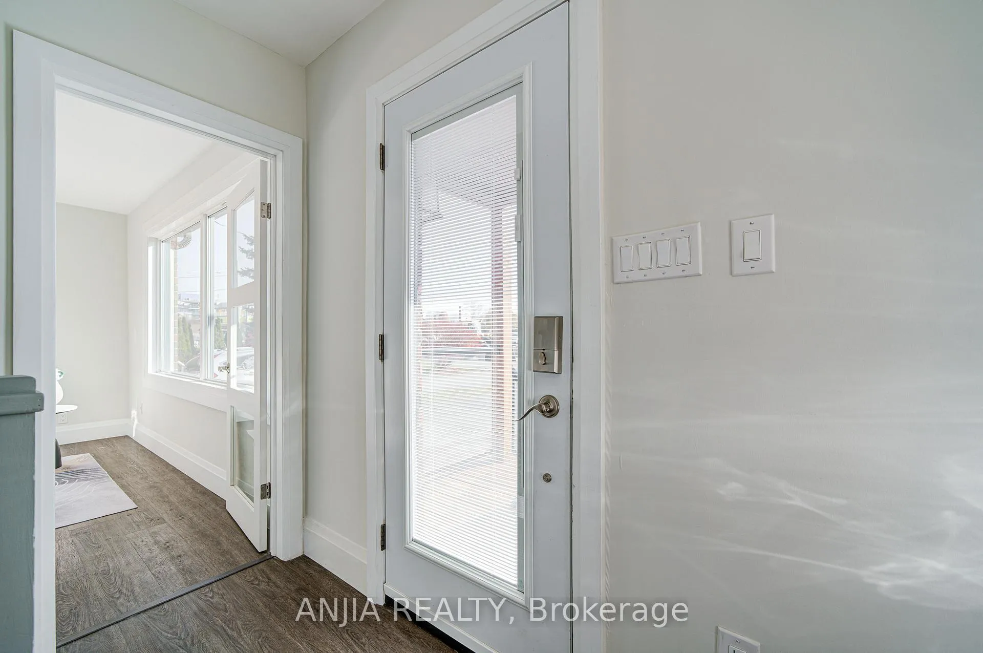 Photo 6 of 1574 Hwy 2 Road, Clarington, Courtice — HOMEH