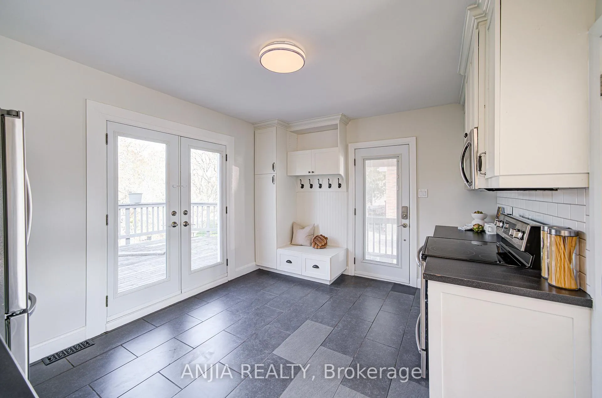 Photo 13 of 1574 Hwy 2 Road, Clarington, Courtice — HOMEH