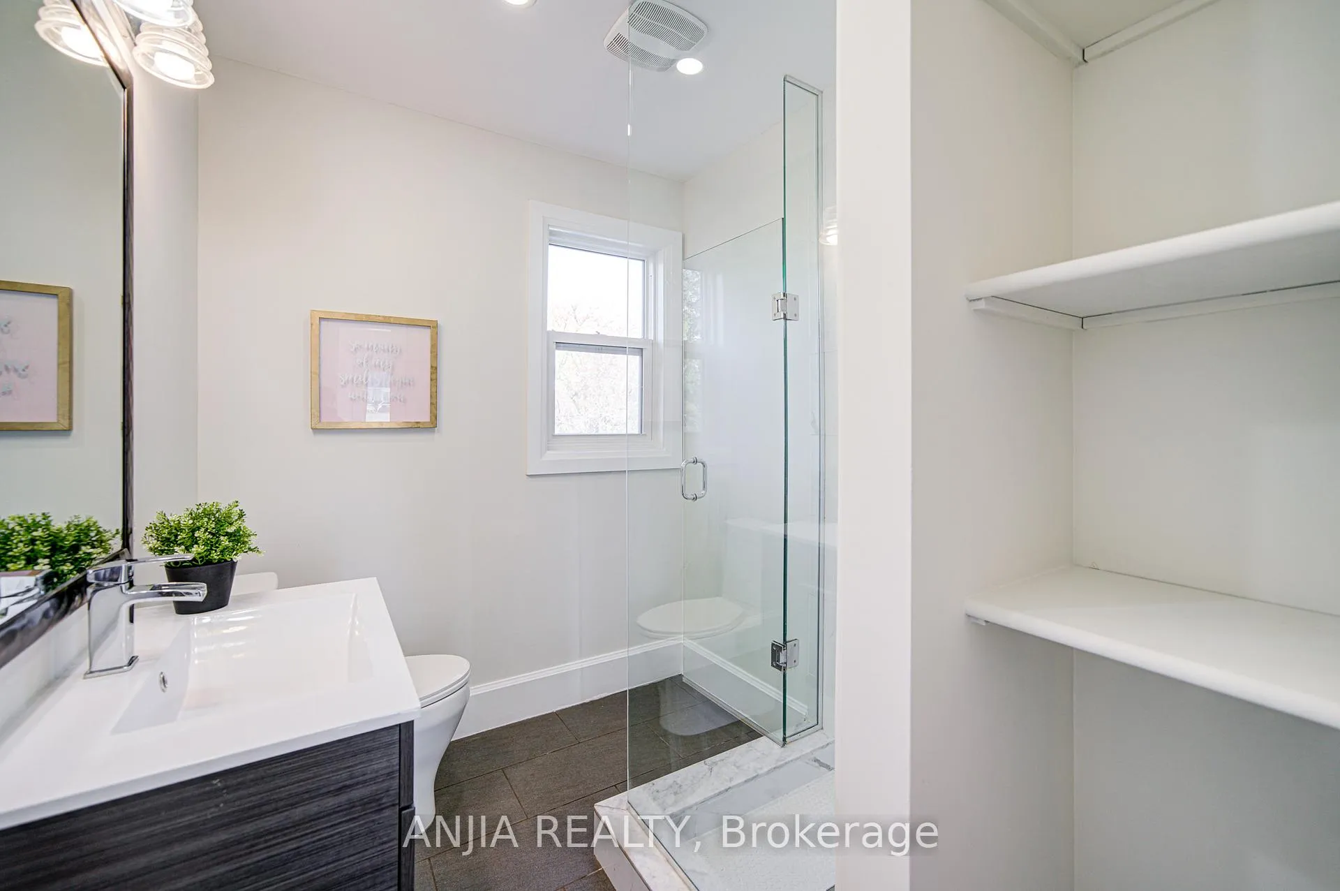 Photo 17 of 1574 Hwy 2 Road, Clarington, Courtice — HOMEH