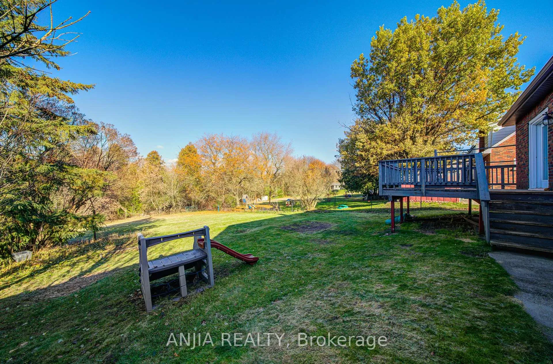 Photo 43 of 1574 Hwy 2 Road, Clarington, Courtice — HOMEH