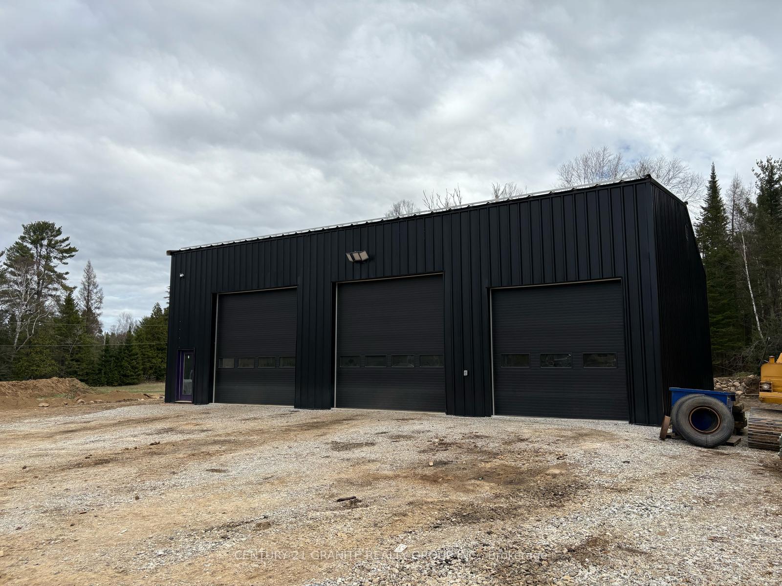 Photo 3 of 1207 Bay Lake Road, Faraday — HOMEH